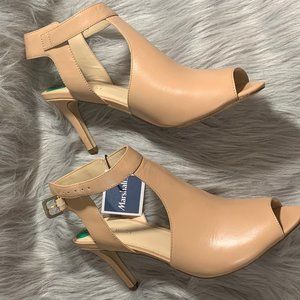 Leather Peep toe sling back